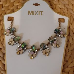 Mixit women Gold floral necklace